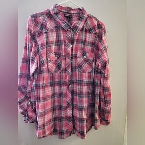Torrid Size2 Pink Plaid Button-Up Shirt